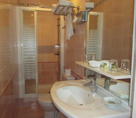 Hotel Belle Vue 3*
